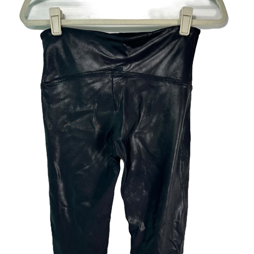 SPANX Black Faux Leather Leggings Womens Large SPANXshape Stretchy Compression‎ - Picture 4 of 8